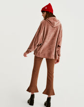 Load image into Gallery viewer, Basic T-shirt with piped seams